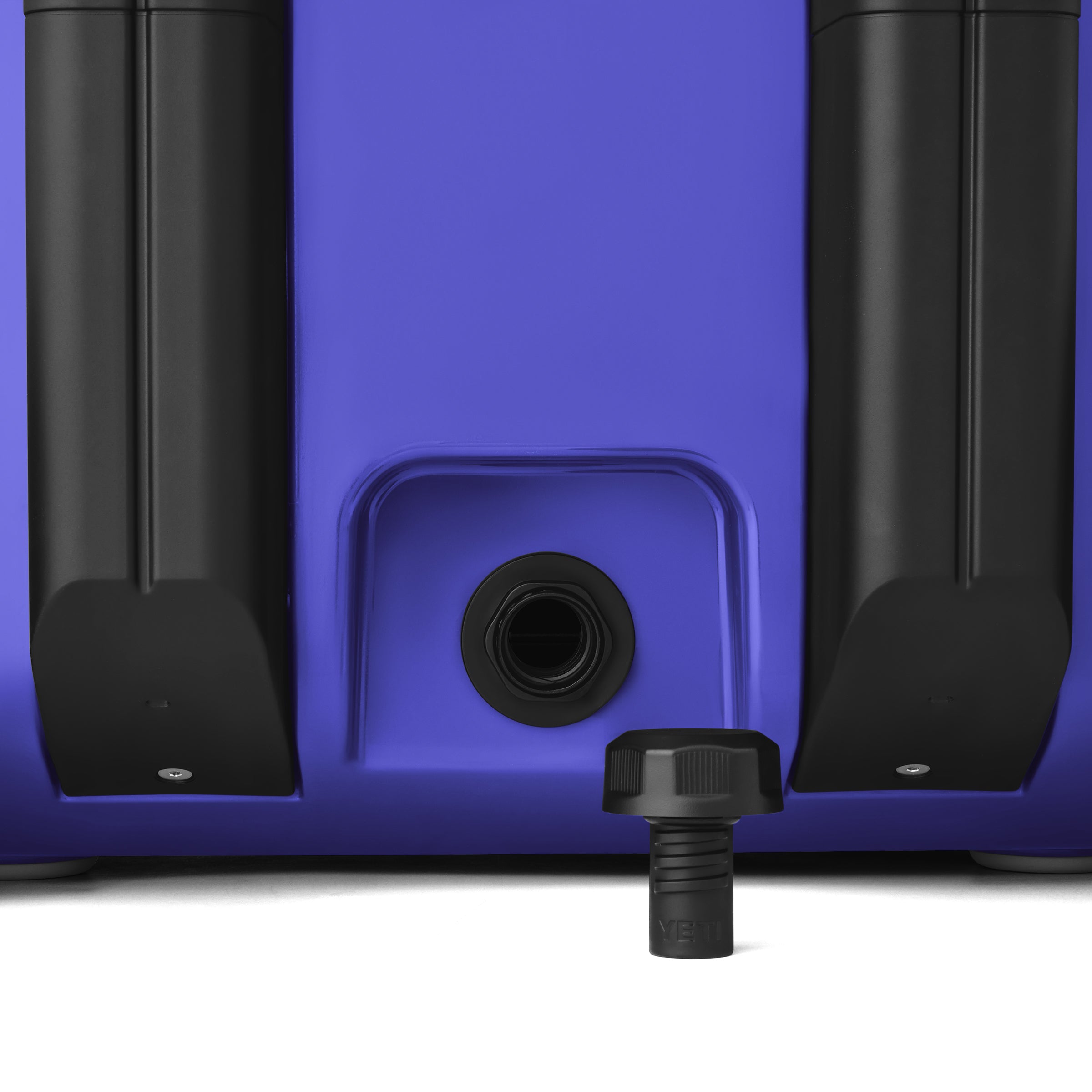 Roadie® 32 Wheeled Cooler - Ultramarine Violet - Image 4