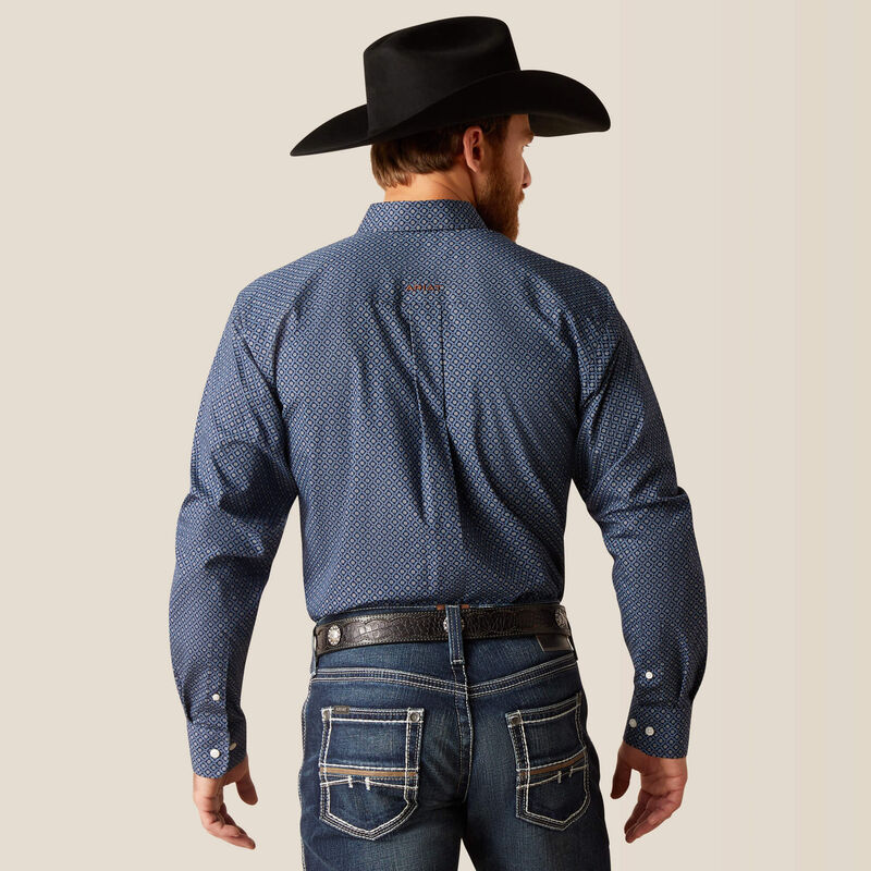 Wrinkle Free Keagan Fitted Shirt - Image 2