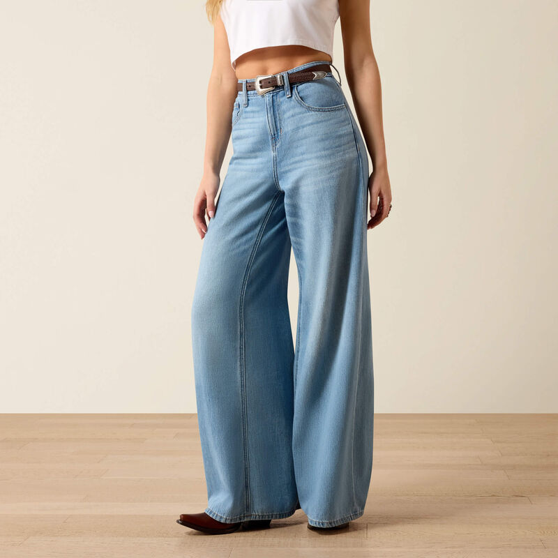 Ultra High Rise Calamity Comfort Wide Leg Jeans