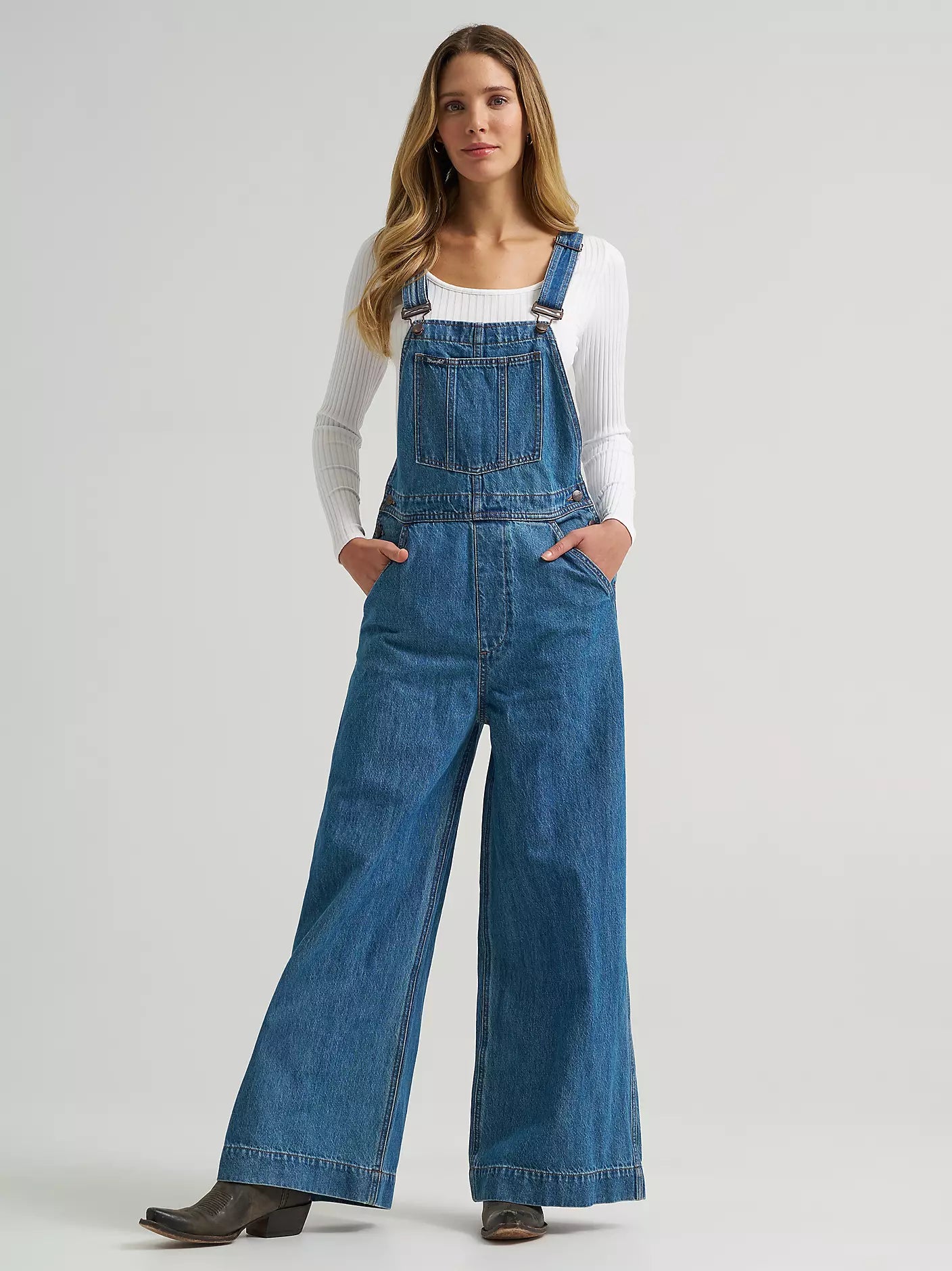 Women's Wrangler Retro® Bailey Wide Leg Overalls