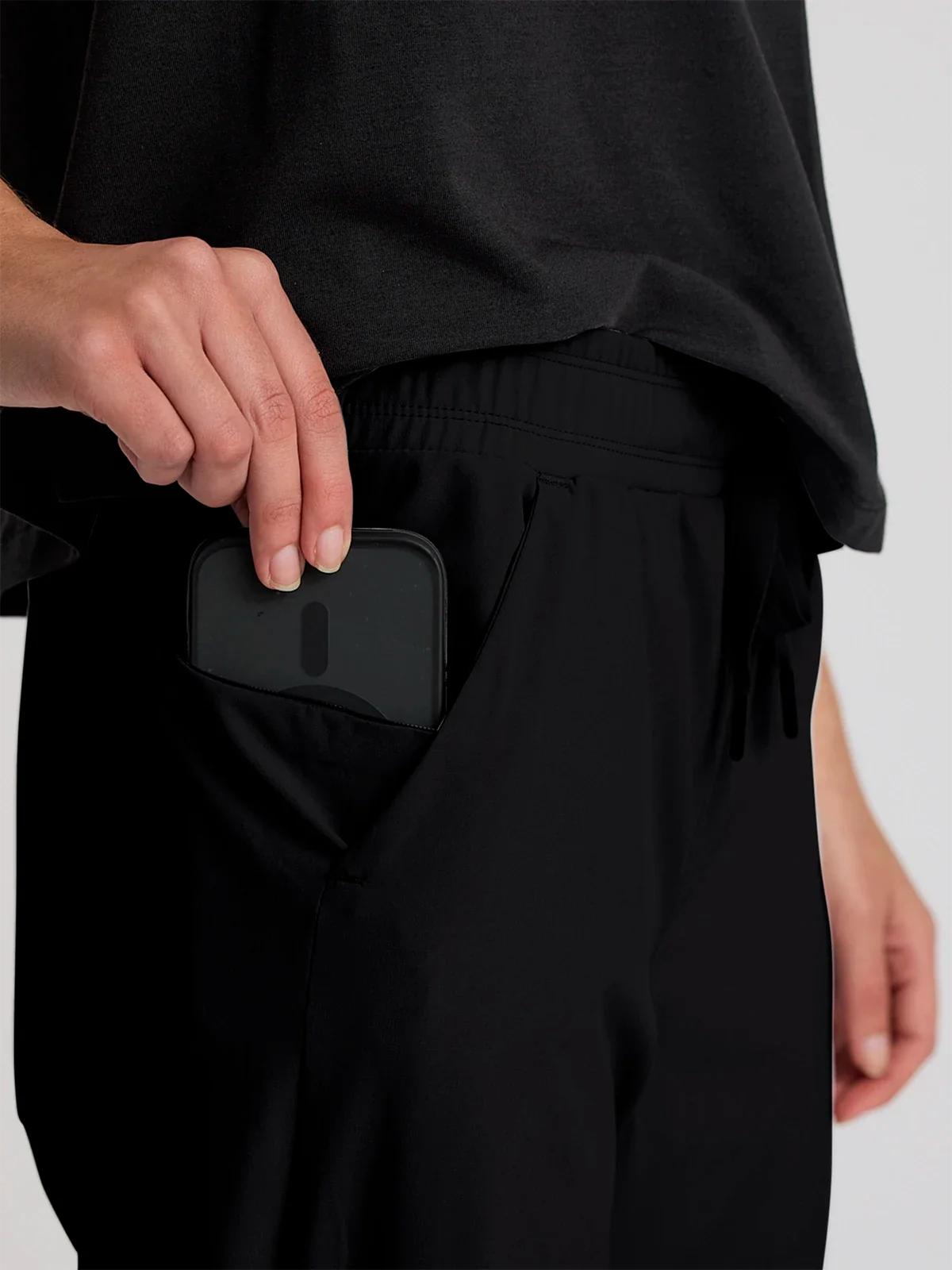 Women's Breeze Drift Pant - Black - Image 2