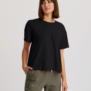 Women's Elevate Lightweight Tee - Black