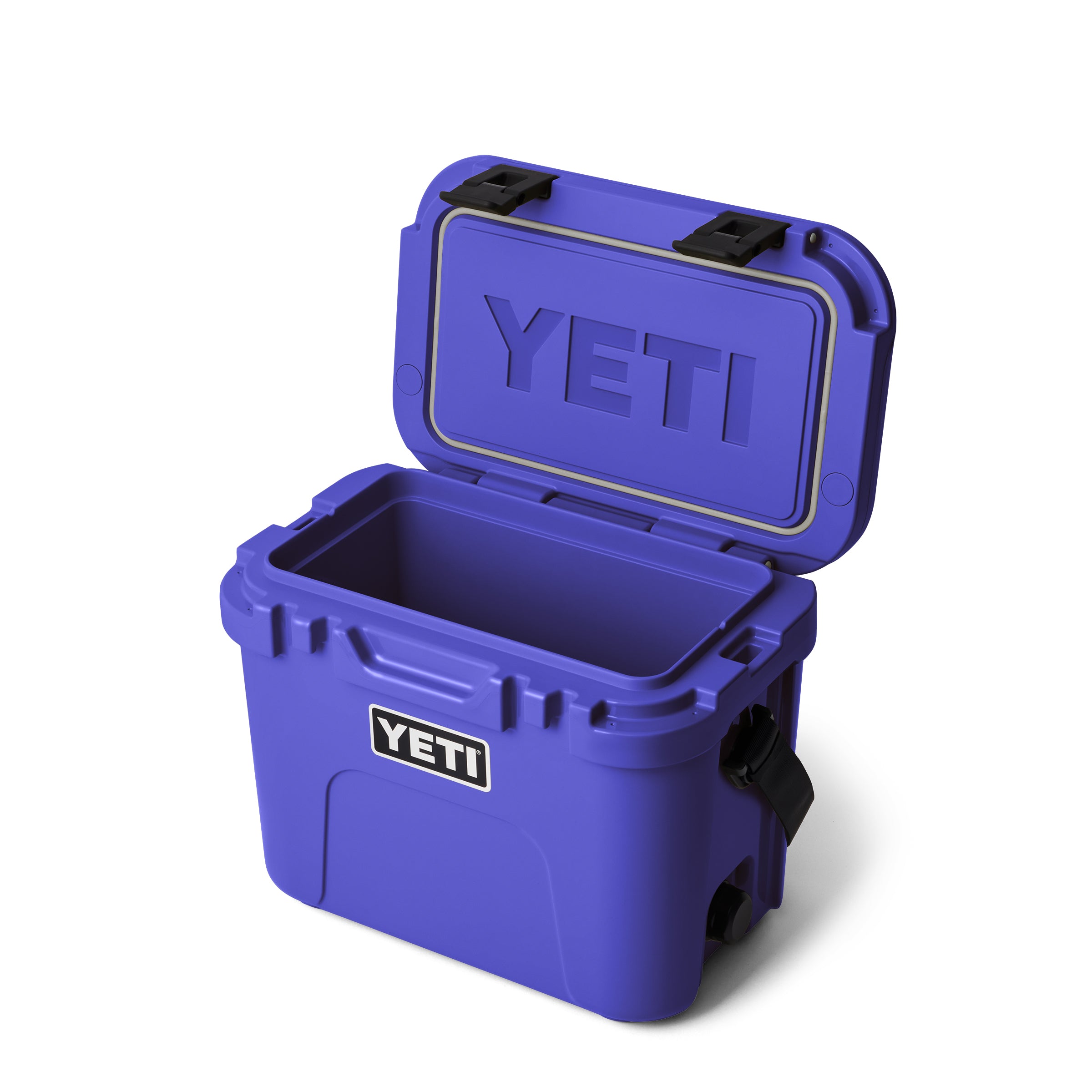Roadie® 15 Hard Cooler - Ultramarine Violet - Image 2