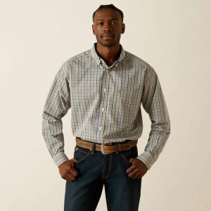 Wrinkle Free LS Button Down - Purple