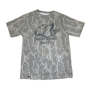 Dallas Wayne Camo Logo Heritage Tee - Mossy Oak Bottomland