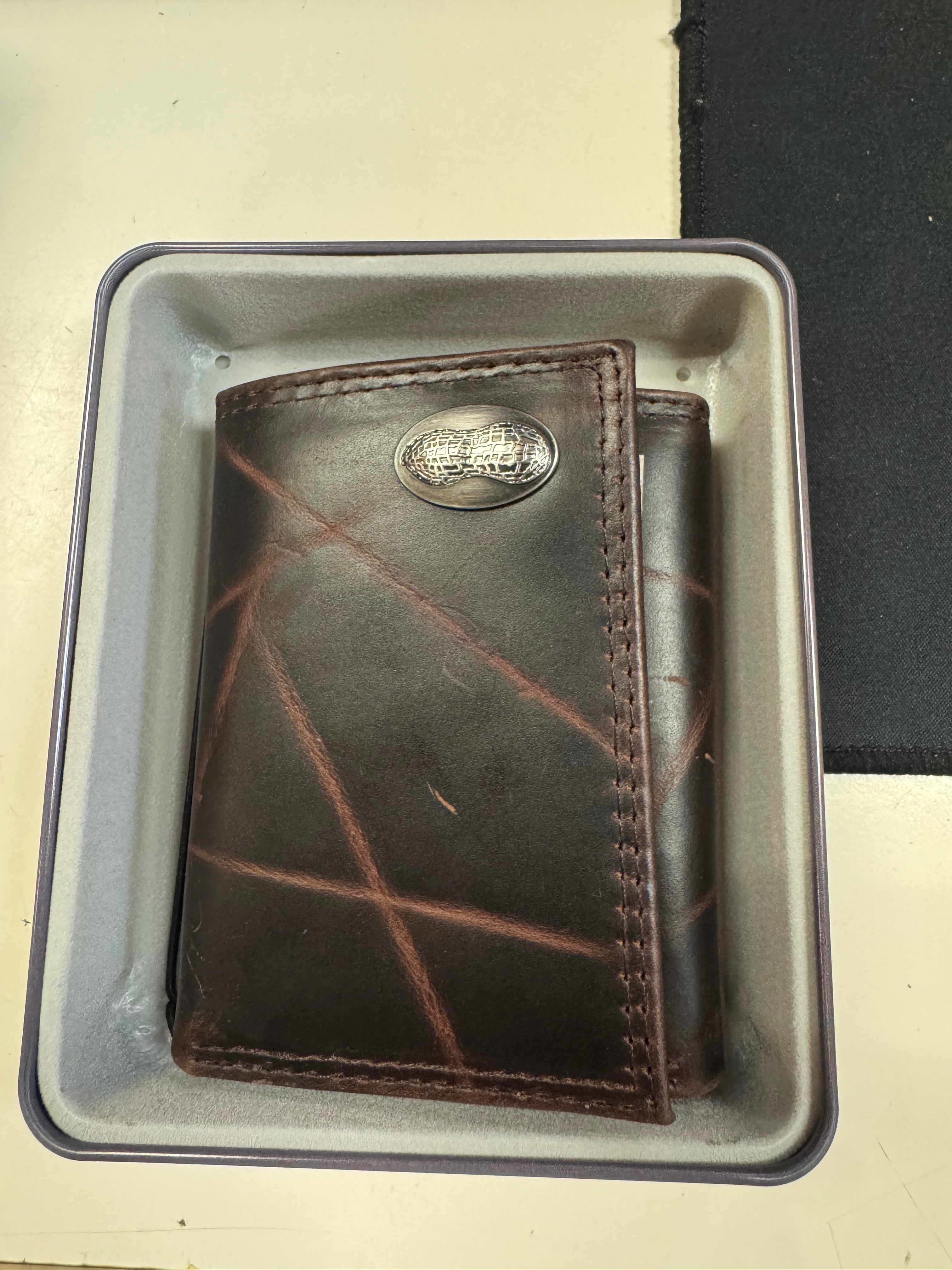 Wrinkle Leather Trifold Wallet - Peanut Concho