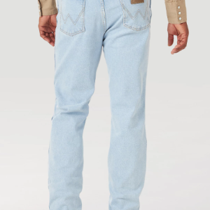 Wrangler® Cowboy Cut® Slim Fit Active Flex Jeans in Bleach