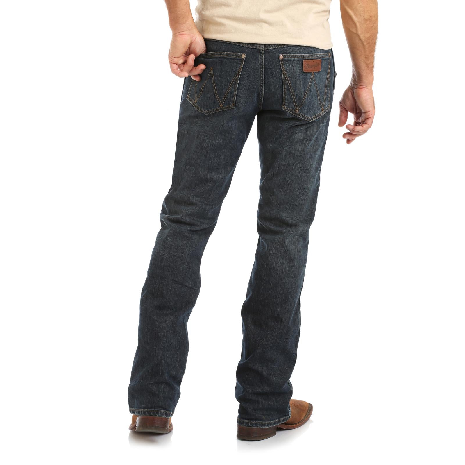 Wrangler Retro Relaxed Boot Jean- Falls City