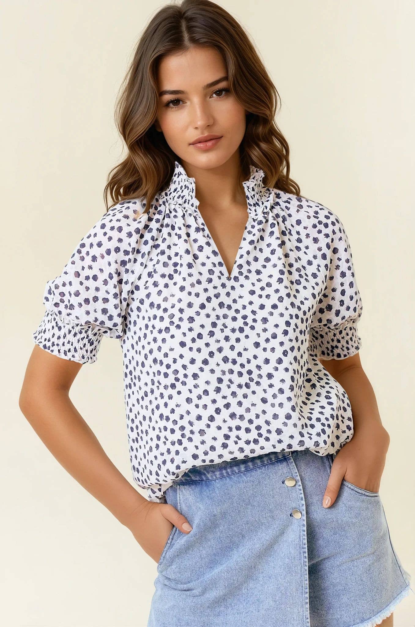 Jacquard Dot V-Neck Top - Black