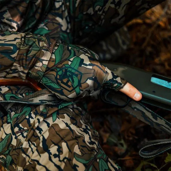 Run N' Gun® Gloves - Mossy Oak® Greenleaf® (Copy) - Image 3